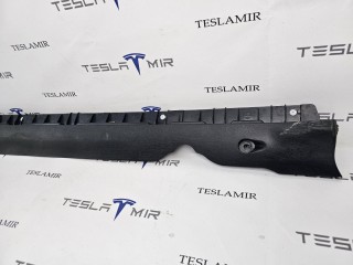 накладка на порог левая, ориг. номер 1932568-00, 1932566-00, Tesla Model Y 1 поколение 2020-2026