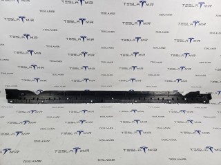 накладка на порог правая, ориг. номер 1932567-00, 1932565-00, Tesla Model Y 1 поколение 2020-2026