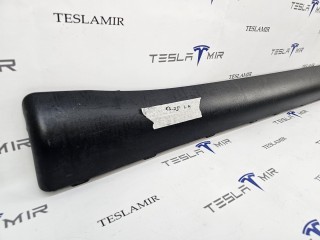 накладка на порог левая, ориг. номер 1921726-00, 1921724-00, Tesla Model Y 1 поколение 2020-2026