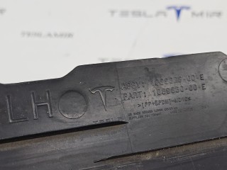 накладка на порог левая, ориг. номер 1089830-00, 1089828-00, Tesla Model 3 1 поколение [рестайлинг] 2021-2024