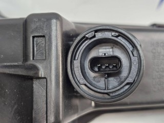 фара противотуманная левая, ориг. номер 1077389-00, 1077391-00, 1624797-00, Tesla Model Y 2020-2026