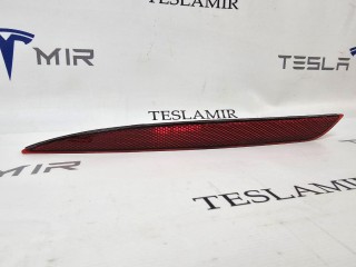 Катафот заднего бампера (отражатель) левый, ориг. номер 1800034-00, Tesla Model Y 1 поколение 2020-2026