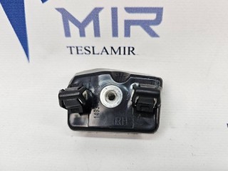 прочая запчасть, ориг. номер 1493773-00, Tesla Model Y 2020-2026