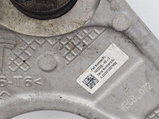 Рычаг верхний передний (подкова) правый, ориг. номер 1420326-00, Tesla Model S 1 поколение [2-й рестайлинг] 2021-2026