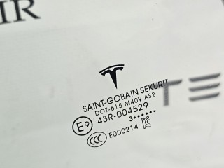 стекло двери задней правой, ориг. номер 43R-004529, 1077905-99, Tesla Model 3 1 поколение 2021-2024