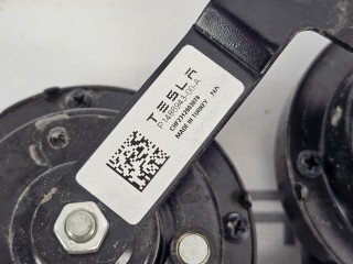 сигнал звуковой, ориг. номер 1486943-00, Tesla Model 3 1 поколение 2021-2024