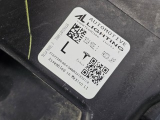 фара противотуманная левая, ориг. номер 1077389-00, 1077391-00, Tesla Model 3 2017-2021