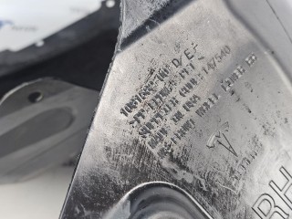 Подкрылок (защита колесных арок) передний правый, ориг. номер 1081582-00, Tesla Model 3 1 поколение 2021-2024