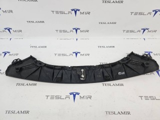 Подкапотный пластик бокса передний, ориг. номер 1060474-00, 1060475-00, Tesla Model S 1 поколение [рестайлинг] 2016-2021