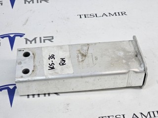 кронштейн усилителя переднего бампера нижний, ориг. номер 1109193-00, Tesla Model Y 2020-2026