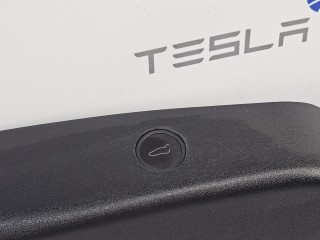 обшивка крышки багажника, ориг. номер 1558860-00, 1584324-00, 1501907-00, Tesla Model 3 2017-2021