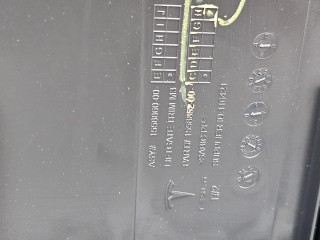 обшивка крышки багажника, ориг. номер 1558860-00, 1584324-00, 1501907-00, Tesla Model 3 2017-2021