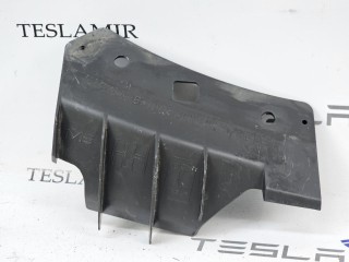 кронштейн крепления бампера переднего правый, ориг. номер 1084170-00, Tesla Model 3 1 поколение 2021-2024