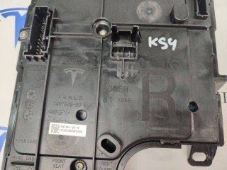 Блок управления BCM (бортовой сети) (Body Control Module) Боди правый, ориг. номер 1497848-00, 1567454-00, 1100340-32, 1566853-00, Tesla Model 3 1 поколение 2017-2021
