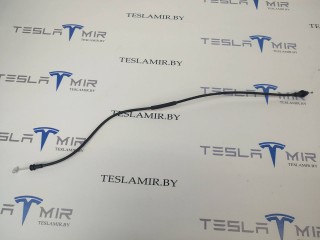 Расцепной тросик передний правый, ориг. номер 1039668-00, Tesla Model S 1 поколение [рестайлинг] 2016-2021
