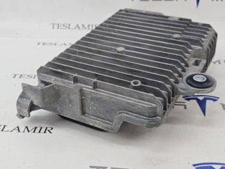 прочая запчасть, ориг. номер 1497327-00, 1497319-00, Tesla Model Y 2020-2026