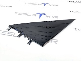 Накладка на зеркало (треугольник) левая, ориг. номер 1495632-00, Tesla Model Y 1 поколение 2020-2026