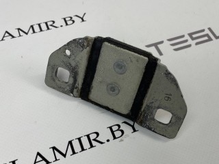 Петля замка (ригель) крышки багажника, ориг. номер A2127400132, 1009419-00, Tesla Model S 1 поколение [рестайлинг] 2016-2021