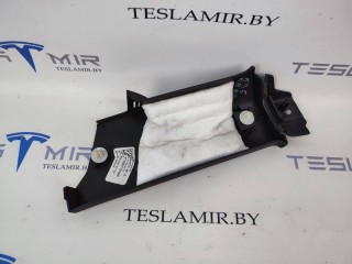 Накладка стойки С внутренняя правая верхняя, ориг. номер 1086277-00, Tesla Model 3 1 поколение 2017-2021