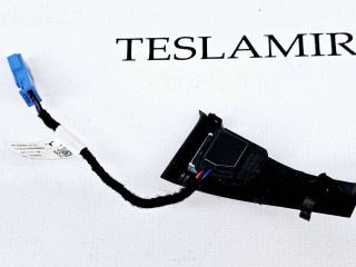прочая запчасть, ориг. номер 1094958-01, Tesla Model Y 2020-2026