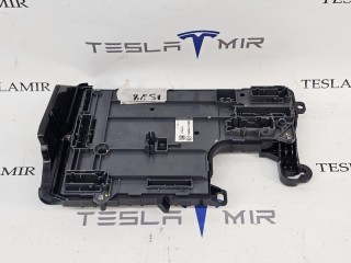 прочая запчасть, ориг. номер 1834632-10, Tesla Model 3 2 2024-2026