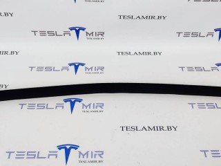 скрывающий зазор люка задний, ориг. номер 1048886-00, Tesla Model S 1 поколение [рестайлинг] 2016-2021