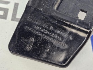 Кронштейн крепления фонаря правый, ориг. номер 1083993-00, Tesla Model 3 1 поколение 2021-2024