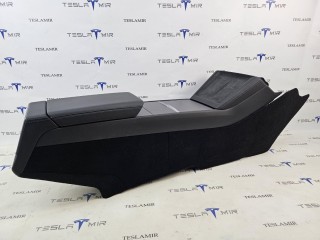 прочая запчасть, ориг. номер 1714377-24, Tesla Model 3 2 2024-2026