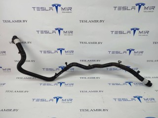 прочая запчасть, ориг. номер 1530116-00, Tesla Model 3 2017-2021