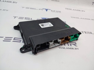 прочая запчасть, ориг. номер 1034215-00, 1034215-99, Tesla Model S 2012-2016