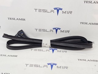 прочая запчасть, ориг. номер 1497677-00, Tesla Model Y 2020-2026