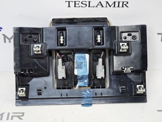 Крышка микрофона, ориг. номер AG150338BK, 1002404-02, 1004812-00, Tesla Model S 1 поколение [рестайлинг] 2016-2021