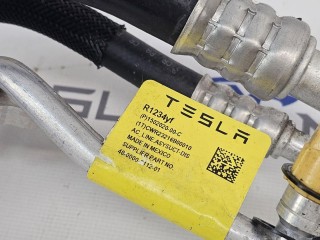 трубка кондиционера, ориг. номер R-1234YF, 1502020-00, 1092157-00, Tesla Model 3 1 поколение 2021-2024