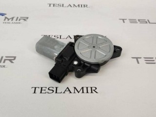 Привод (моторчик) люка правый, ориг. номер JN-658VD, 1006361-00, Tesla Model S 1 поколение [рестайлинг] 2016-2021