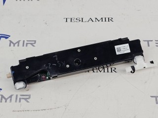 прочая запчасть, ориг. номер 1585601-00, 1585601-99, Tesla Model 3 2017-2021