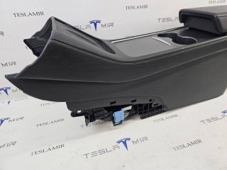 прочая запчасть, ориг. номер 1766001-00, 1766001-70, 1766003-00, Tesla Model Y 2020-2026