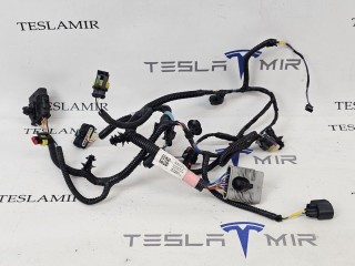 Электропроводка панели радиаторов (телевизора) Tesla Model 3 1 поколение 2017-2021, 1567961-00