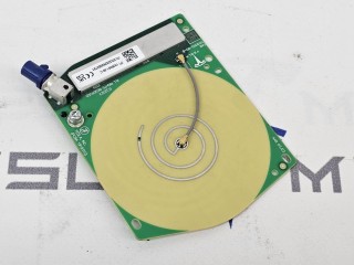 Антенна GPS навигации, ориг. номер 1920001-00, 1919310-00, Tesla Model 3 2 поколение 2024-2026