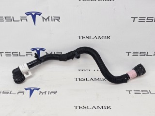 прочая запчасть, ориг. номер 1501325-00, Tesla Model Y 2020-2026