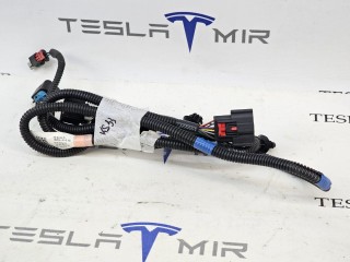 прочая запчасть, ориг. номер 1897319-00, Tesla Model 3 2 2024-2026