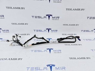 Электропроводка камеры и GPS модуля, ориг. номер 1068787-00, Tesla Model 3 1 поколение 2021-2024