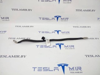 прочая запчасть, ориг. номер 1070979-00, Tesla Model 3 2017-2021