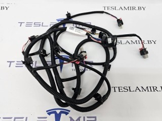 прочая запчасть, ориг. номер 1489046-00, Tesla Model Y 2020-2026