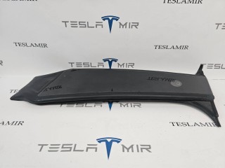 Накладка стойки B наружная + камера правая Tesla Model Y 1 поколение 2020-2026, 1516258-00