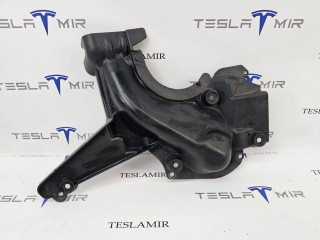 Накладка опоры (стакана) амортизатора левая, ориг. номер 1060511-00, Tesla Model S 1 поколение [рестайлинг] 2016-2021