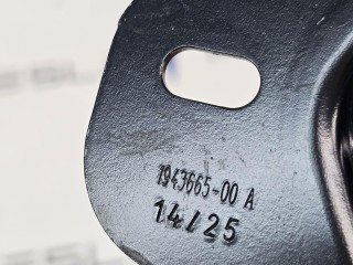 прочая запчасть, ориг. номер 1943665-00, Tesla Model Y 2020-2026