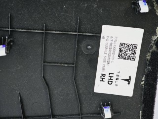 прочая запчасть, ориг. номер 1493062-00, 1494709-00, Tesla Model Y 2020-2026