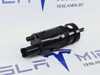 Насос (моторчик) бачка омывателя, ориг. номер 1110164-00, Tesla Model Y 1 поколение 2020-2026