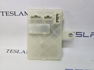 Блок ретрофит (ccs2), ориг. номер 1537264-00-B, Tesla Model 3 1 поколение [рестайлинг] 2021-2024