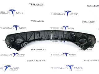 Подкапотный пластик бокса передний, ориг. номер 1060474-00, 1060475-00, Tesla Model S 1 поколение [рестайлинг] 2016-2021
